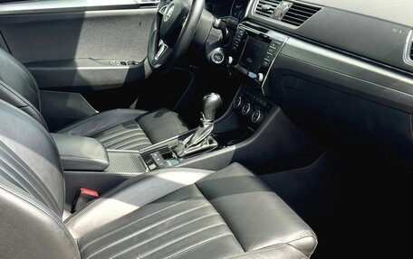 Skoda Superb III рестайлинг, 2015 год, 1 650 000 рублей, 35 фотография