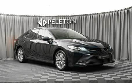 Toyota Camry, 2020 год, 3 230 000 рублей, 2 фотография