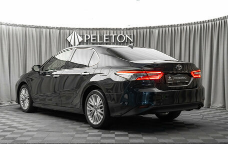 Toyota Camry, 2020 год, 3 230 000 рублей, 4 фотография