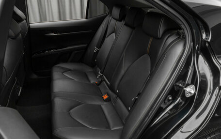 Toyota Camry, 2020 год, 3 230 000 рублей, 12 фотография