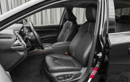Toyota Camry, 2020 год, 3 230 000 рублей, 9 фотография
