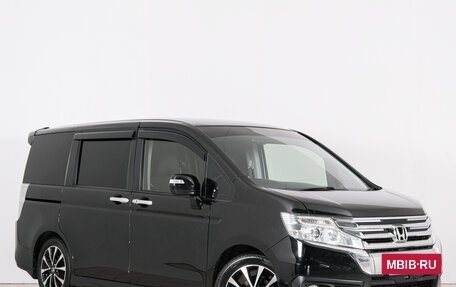 Honda Stepwgn IV, 2014 год, 1 569 000 рублей, 2 фотография