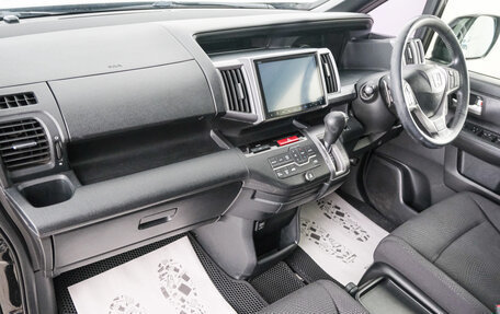 Honda Stepwgn IV, 2014 год, 1 569 000 рублей, 13 фотография