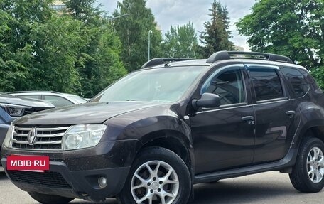 Renault Duster I рестайлинг, 2014 год, 549 000 рублей, 2 фотография
