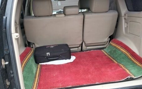 Toyota Land Cruiser Prado 120 рестайлинг, 2008 год, 2 200 000 рублей, 16 фотография
