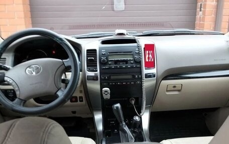 Toyota Land Cruiser Prado 120 рестайлинг, 2008 год, 2 200 000 рублей, 14 фотография