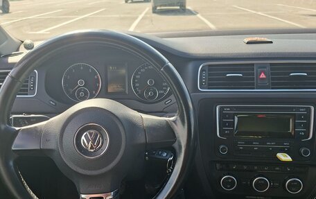 Volkswagen Jetta VI, 2014 год, 920 000 рублей, 12 фотография