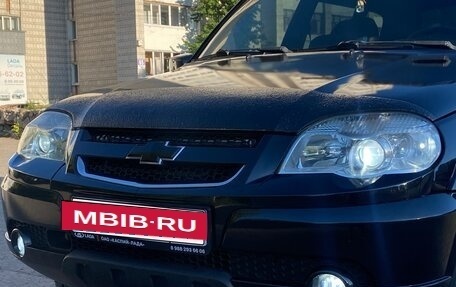 Chevrolet Niva I рестайлинг, 2010 год, 490 000 рублей, 8 фотография