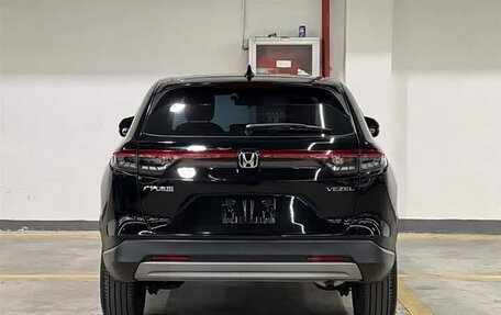Honda Vezel, 2023 год, 1 952 000 рублей, 5 фотография