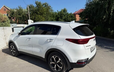 KIA Sportage IV рестайлинг, 2018 год, 2 400 000 рублей, 4 фотография