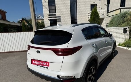 KIA Sportage IV рестайлинг, 2018 год, 2 400 000 рублей, 3 фотография