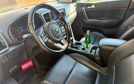 KIA Sportage IV рестайлинг, 2018 год, 2 400 000 рублей, 8 фотография