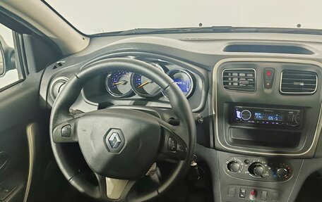 Renault Sandero II рестайлинг, 2017 год, 800 000 рублей, 11 фотография