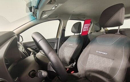 Renault Sandero II рестайлинг, 2017 год, 800 000 рублей, 13 фотография