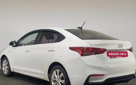 Hyundai Solaris II рестайлинг, 2018 год, 450 000 рублей, 7 фотография