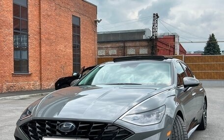 Hyundai Sonata VIII, 2021 год, 2 370 000 рублей, 1 фотография