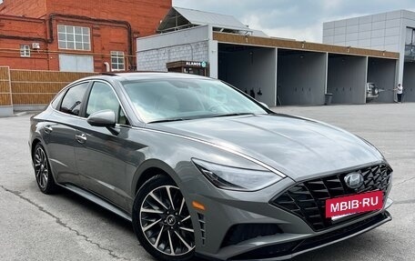 Hyundai Sonata VIII, 2021 год, 2 370 000 рублей, 2 фотография