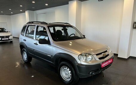 Chevrolet Niva I рестайлинг, 2011 год, 495 000 рублей, 1 фотография
