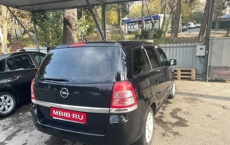 Opel Zafira B, 2010 год, 549 000 рублей, 4 фотография