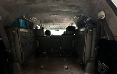 Toyota Land Cruiser 200, 2009 год, 2 720 000 рублей, 7 фотография