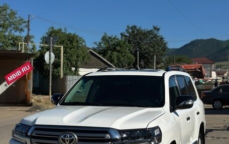 Toyota Land Cruiser 200, 2009 год, 2 720 000 рублей, 2 фотография