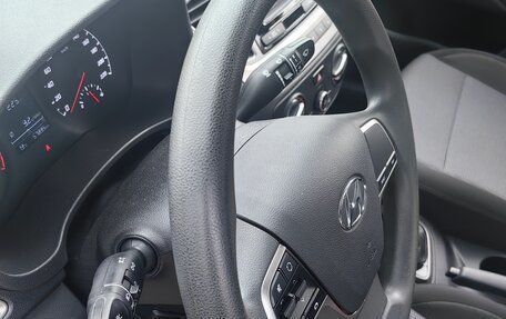 Hyundai Solaris II рестайлинг, 2021 год, 1 500 000 рублей, 13 фотография