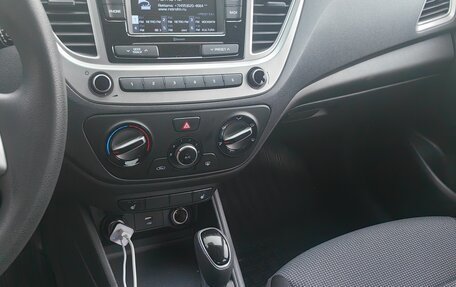 Hyundai Solaris II рестайлинг, 2021 год, 1 500 000 рублей, 16 фотография