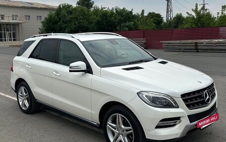 Mercedes-Benz M-Класс, 2012 год, 2 995 000 рублей, 3 фотография