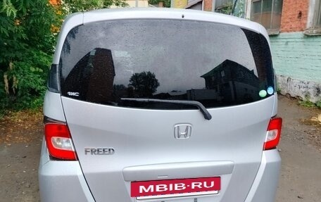Honda Freed I, 2012 год, 1 000 000 рублей, 3 фотография