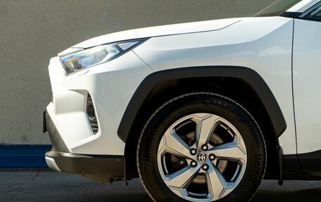 Toyota RAV4, 2020 год, 3 120 000 рублей, 7 фотография
