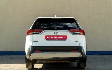 Toyota RAV4, 2020 год, 3 120 000 рублей, 12 фотография