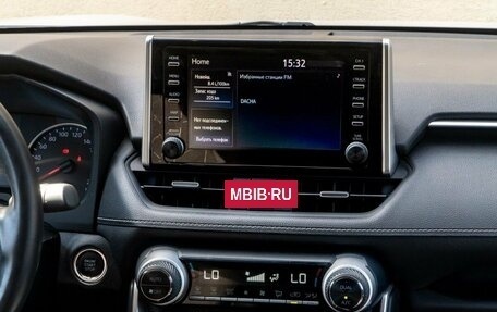 Toyota RAV4, 2020 год, 3 120 000 рублей, 24 фотография