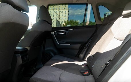Toyota RAV4, 2020 год, 3 120 000 рублей, 29 фотография