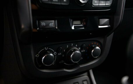 Renault Duster I рестайлинг, 2017 год, 1 395 000 рублей, 14 фотография