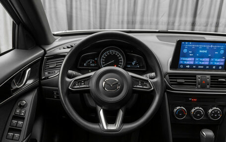 Mazda CX-4, 2023 год, 2 820 000 рублей, 11 фотография
