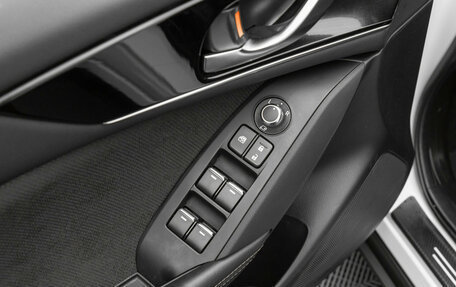 Mazda CX-4, 2023 год, 2 820 000 рублей, 17 фотография