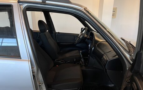 Chevrolet Niva I рестайлинг, 2011 год, 495 000 рублей, 28 фотография