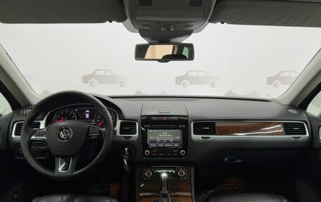 Volkswagen Touareg III, 2013 год, 1 899 000 рублей, 13 фотография