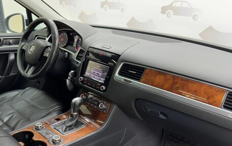 Volkswagen Touareg III, 2013 год, 1 899 000 рублей, 10 фотография