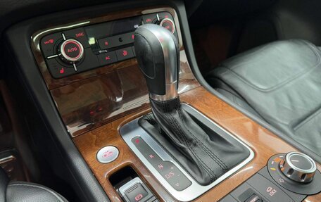 Volkswagen Touareg III, 2013 год, 1 899 000 рублей, 15 фотография