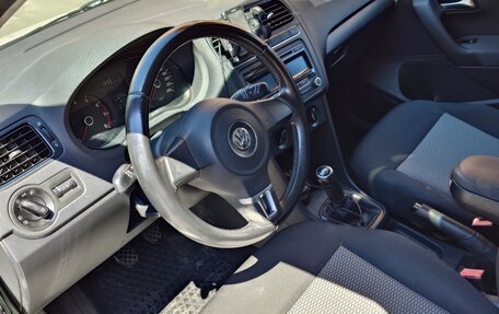Volkswagen Polo VI (EU Market), 2012 год, 700 000 рублей, 4 фотография