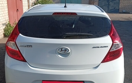 Hyundai Solaris II рестайлинг, 2014 год, 900 000 рублей, 2 фотография