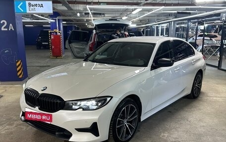 BMW 3 серия, 2019 год, 3 200 000 рублей, 3 фотография