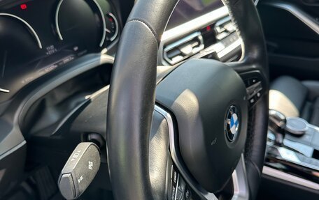 BMW 3 серия, 2019 год, 3 200 000 рублей, 21 фотография