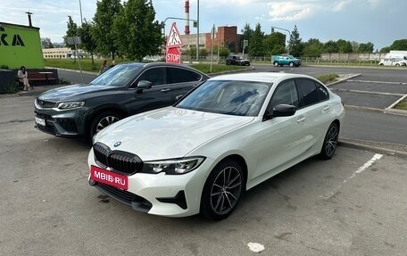 BMW 3 серия, 2019 год, 3 200 000 рублей, 2 фотография