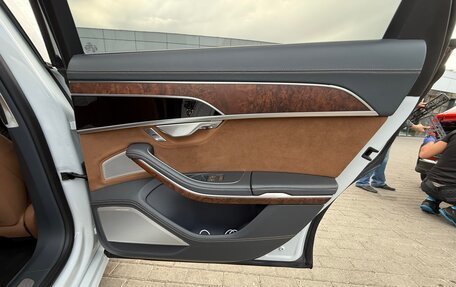 Audi A8, 2019 год, 5 500 000 рублей, 13 фотография