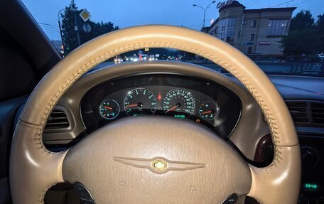 Chrysler Concorde II, 2000 год, 500 000 рублей, 6 фотография