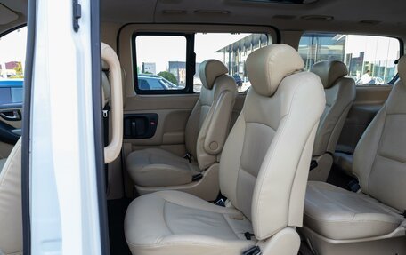 Hyundai Grand Starex Grand Starex I рестайлинг 2, 2010 год, 1 495 000 рублей, 19 фотография