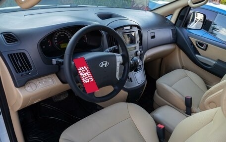 Hyundai Grand Starex Grand Starex I рестайлинг 2, 2010 год, 1 495 000 рублей, 13 фотография