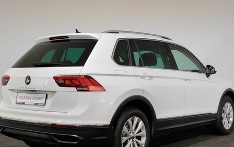 Volkswagen Tiguan II, 2020 год, 2 350 000 рублей, 5 фотография